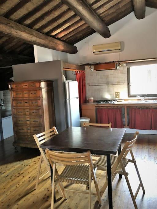 Romantic Studio In The Historical Heart Of Padova Exterior photo